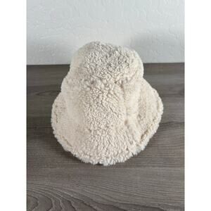 Abercrombie & Fitch Sherpa Fleece Bucket Hat Cream Beige Faux Shearling Winter